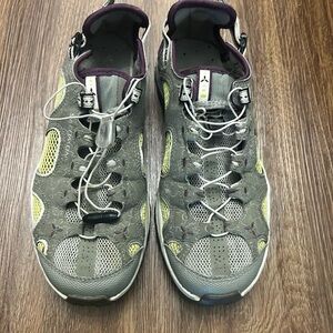 Salomon Gray and Yellow Women's Athletic Shoes